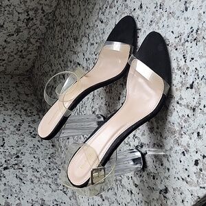 🔥🔥Special Free Offer🔥🔥 Clear heels UK size 7 fits like US 9.5